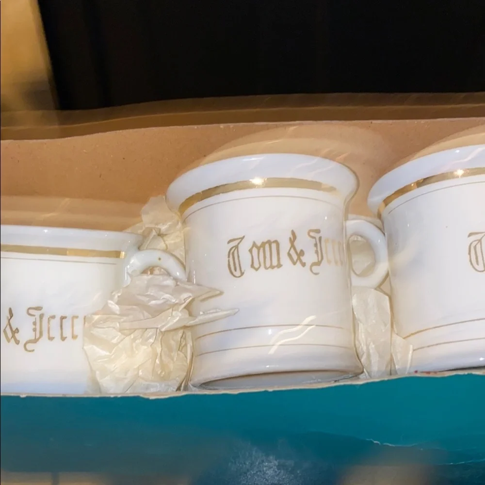 BX50 Vintage White and Gold Tom & Jerry Coffee Mug Set of 4